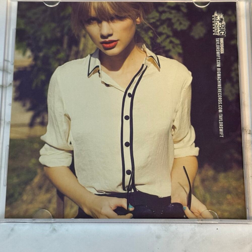 Taylor Swift Red CD - Picture 3 of 5
